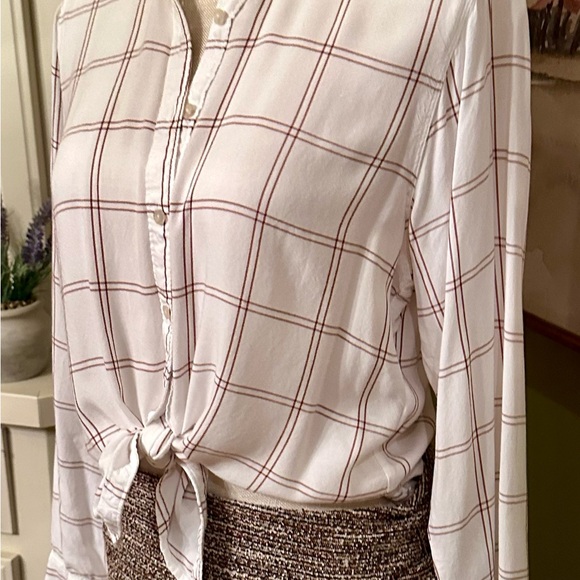 EUC Abercrombie & Fitch Super Soft “BoyFriend” Style Blouse. Size Medium - Picture 6 of 13